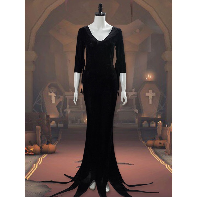 Dramma TV Netflix Mercoledì La famiglia Addams Catherine ZetaJones Morticia Addams Dress Halloween